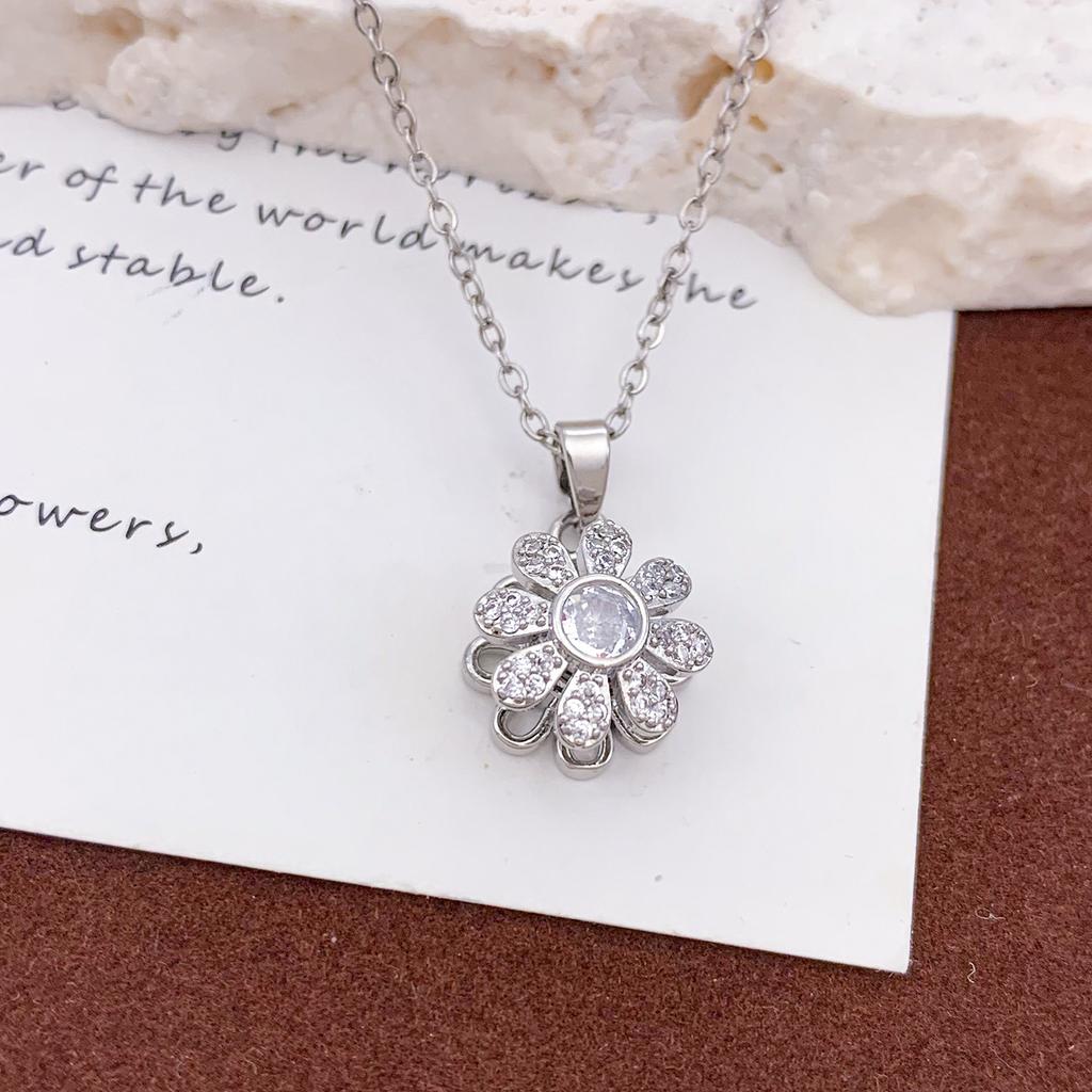 Necklace Rotatable Sun Flower Necklace Accessories Copper Plated Real Gold Color Retention Trendy Fashion Versatile Clavicle Chain
