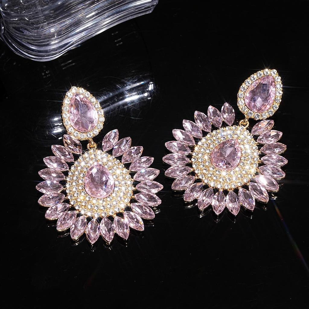 Exaggerated Rhinestone Flower Earrings - Retro Court Style Studs, Fashionable Design for a Unique Look