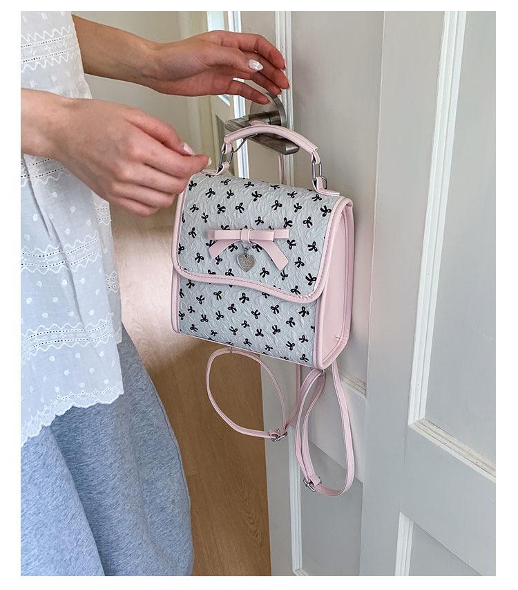 Women's Casual Fashion Handbag: 2025 Autumn Trendy Simple Chic Backpack & Student Schoolbag