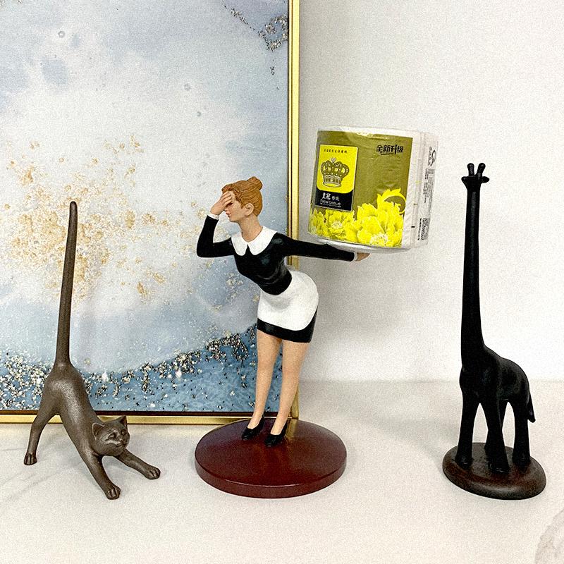 Creative Toilet Paper Holder Statue Funny Monkey Tissue Stand Rack Sculpture Decorative Resin Figure Living Room Bathroom Decor