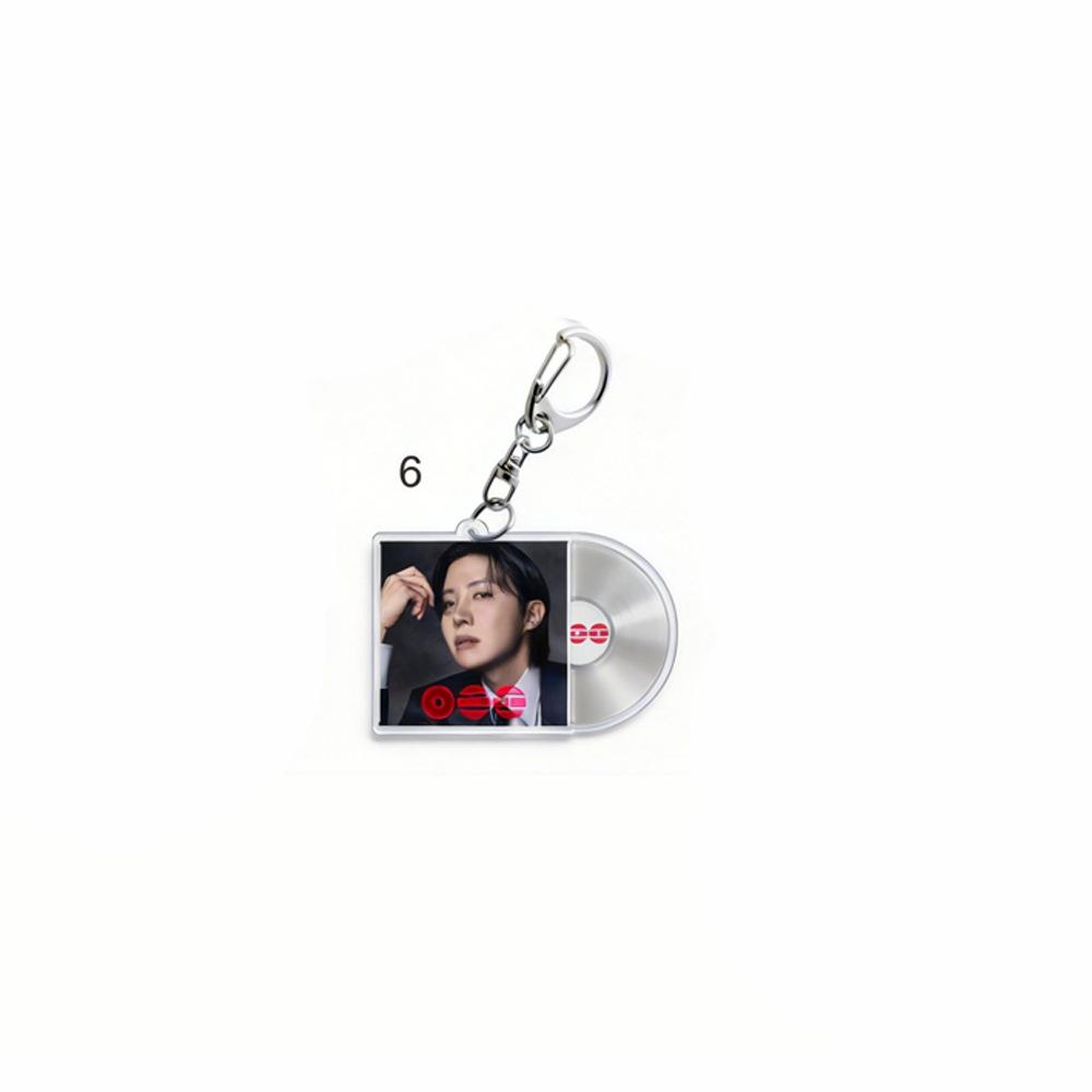 8pcs BTS Keychains, Bag Charms for Individual Members and The Whole Group, Decorative Pendants, Celebrity Support Products.