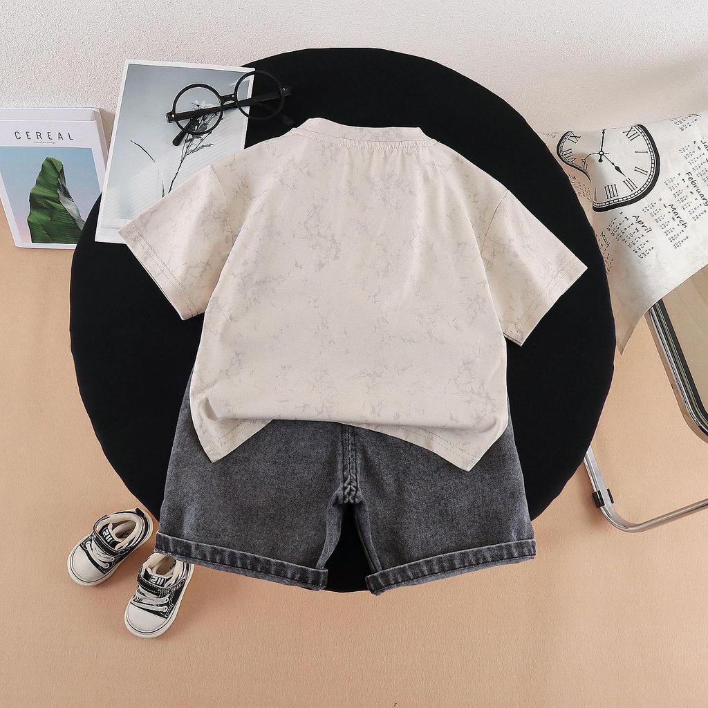 Boys' Stylish Dinosaur Summer Outfit: Short Sleeve Cartoon Two-Piece Set for 2026