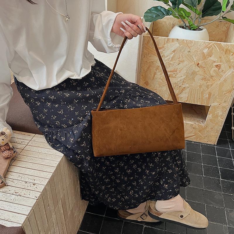 Autumn Trend Niche Single Shoulder Underarm Pillow Bag Matte Bag Women's New Fashion Messenger Bag Women