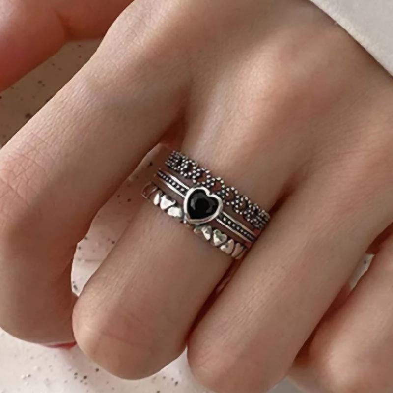 Sweet and Cool Style Ring Female, Love Hollow Heart Shape Old Feeling, Lolita Niche Model