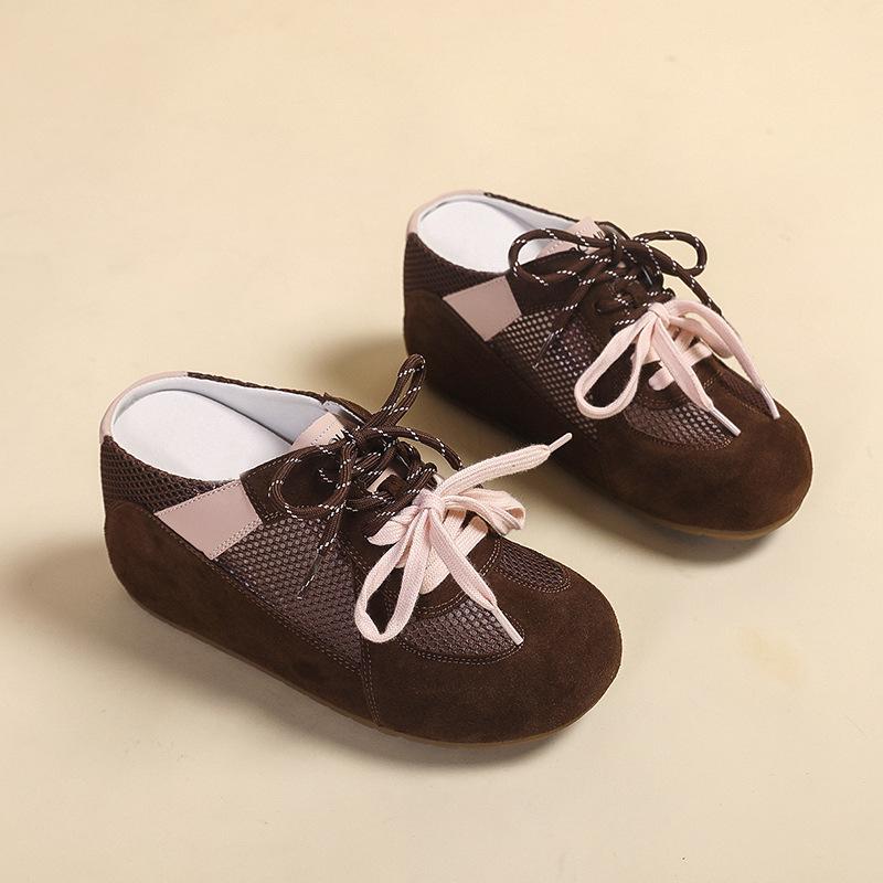 

Leather bag head half slippers women s summer wear 2025 new German training shoes women s one foot lazy Forrest Gump shoes 39