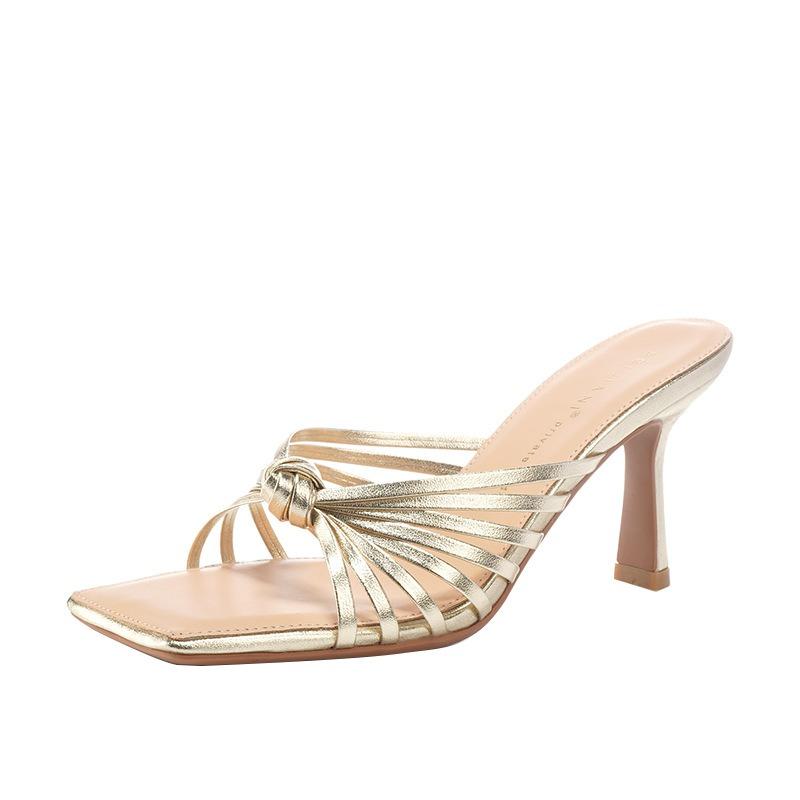 Retro literarische coole Hausschuhe Damen High Heel Stiletto Kink eckiger Kopf Zehensandalen Oberbekleidung Sommer