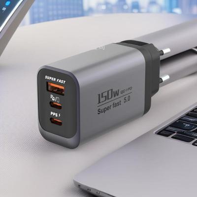 150W Mehrfach-Schnellladegerät mit 1 USB-A + 2 USB-C PD-Anschlüssen - Kompakter Reiseadapter