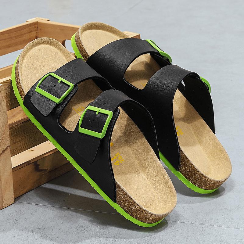 Fashion Fashionable Summer Men's Breathable Beach Anti Slip Casual Sandals High-quality Handmade Men's Comfortable Soft Soled Slippers