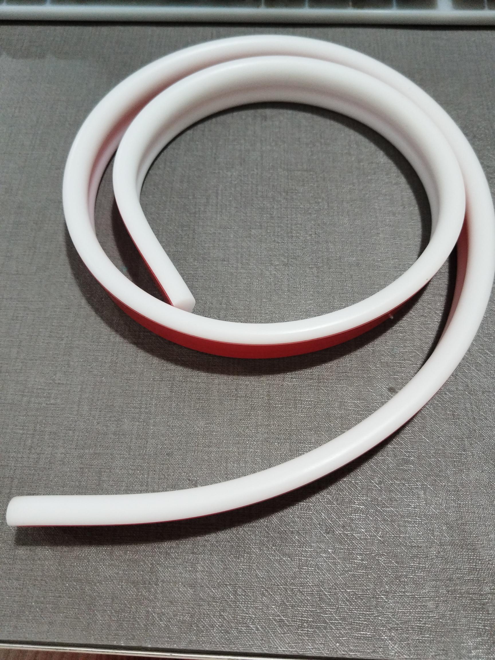 

TPE Self-Adhesive Wall Trim Strips Flexible Peel & Stick Border for TV Background Wall Easy Home Decoration Molding