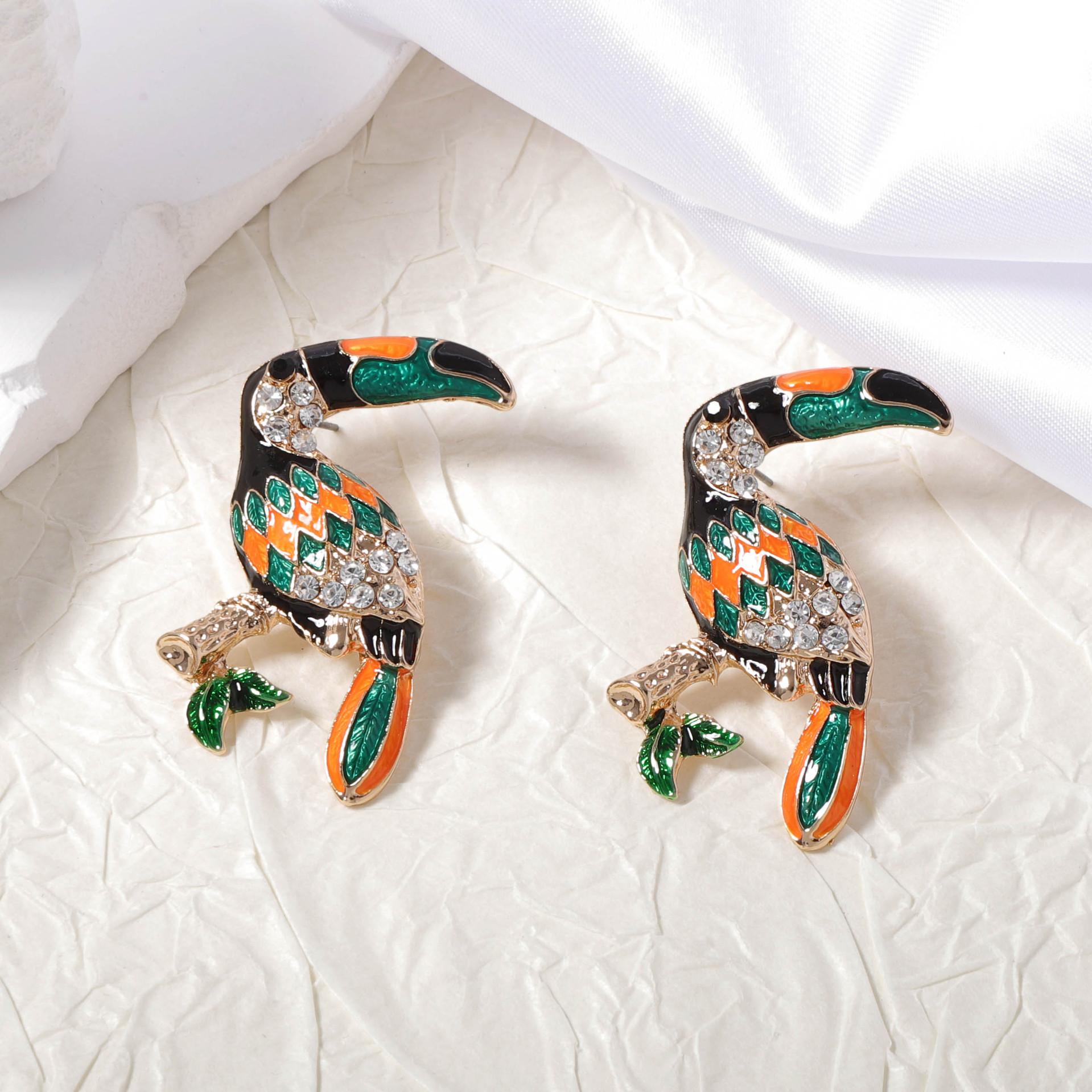 

Персональність смішні крапельні сплавні сережки-папуги емаль інкрустовані цирконами креативний модний простий дизайн різнокольоровий