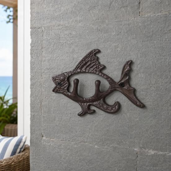 Garden Wall Hooks, Cast Iron Flying Fish Hanger, Rustic Outdoor Metal Coat Rack for Keys Tools Dried Flowers, Farmhouse Porch Fence