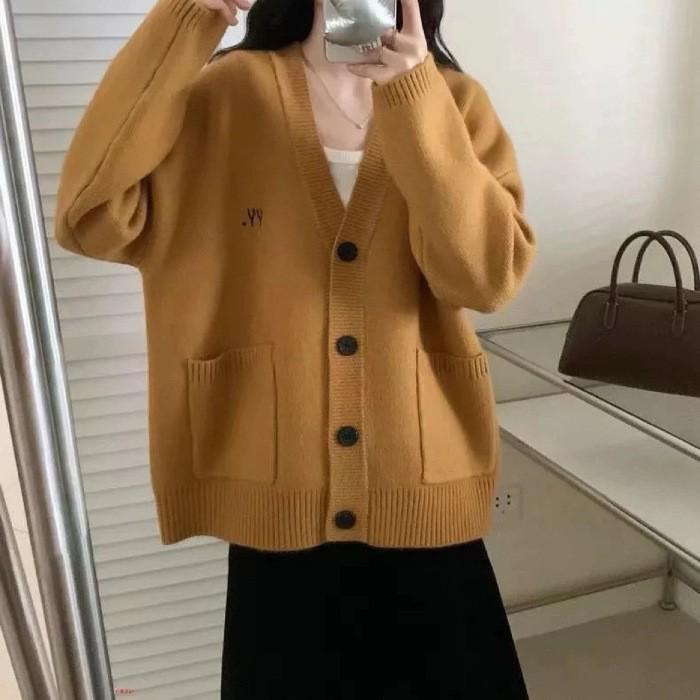 Women's Retro Embroidered V-neck Knit Cardigan - Korean Style Autumn/Winter Casual Loose Fit Sweater