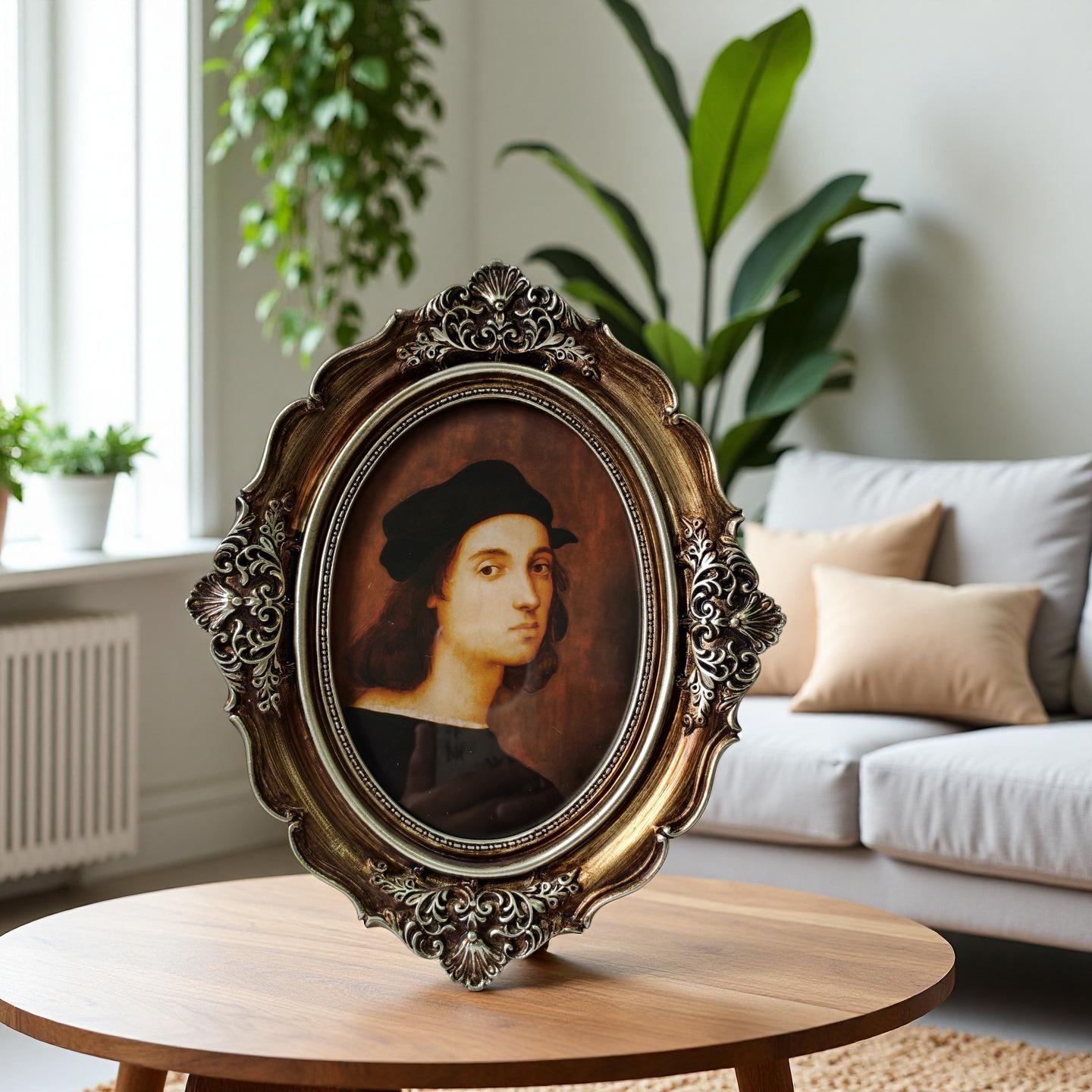 

American Retro Embossed Resin Photo Frame - Soft Home Décor, Imitation Wood Wall Hanging Ornament conventional