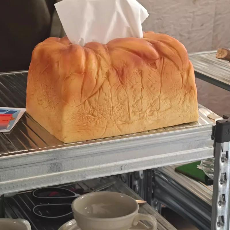 Cream Style Thriving Bread Tissue Box, Home Living Room Paper Box, Simulated Cream Toast Bread Shape