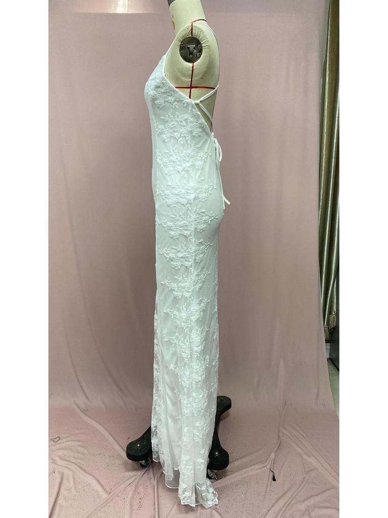 2025 Sexy V-Neck White Spaghetti Strap Evening Gown