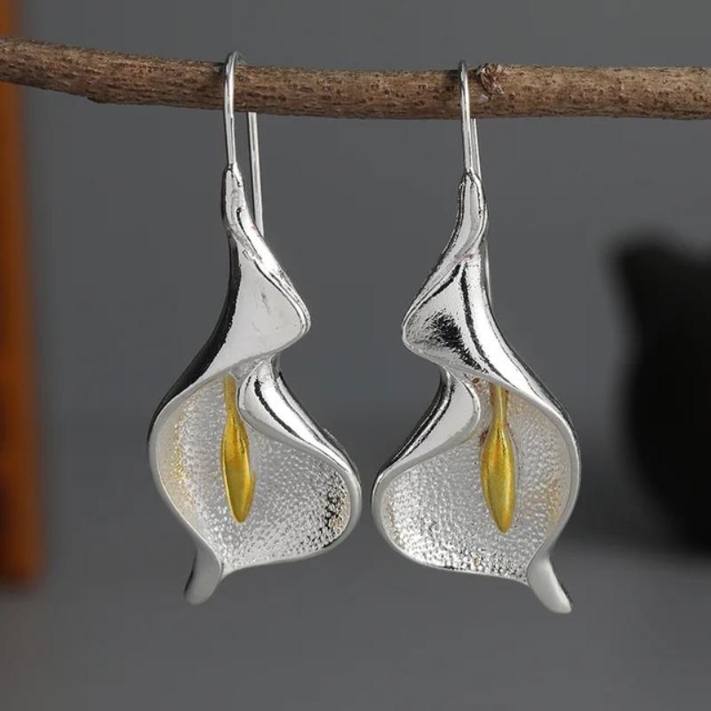 Exquisite Blooming Flower Hook Earrings Simple Accessories Gold Silver Color Plant Dangle Earrings for Women Jewelry