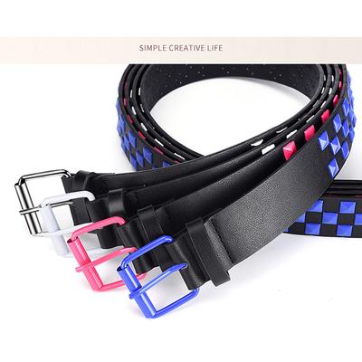 Cinto de couro PU com rebites personalizados e xadrez 107 cm para homens e mulheres, cinto universal hip-hop punk, estilo ins