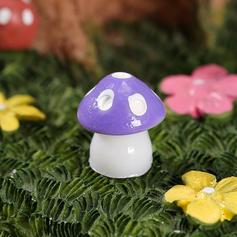 Resin Miniature 6-Color Mushroom Ornaments for DIY Jewelry and Micro Landscapes