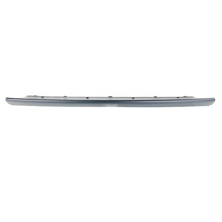 DXJ500040: Front Bumper Lower Central Deflector for Land Rover Range Rover III