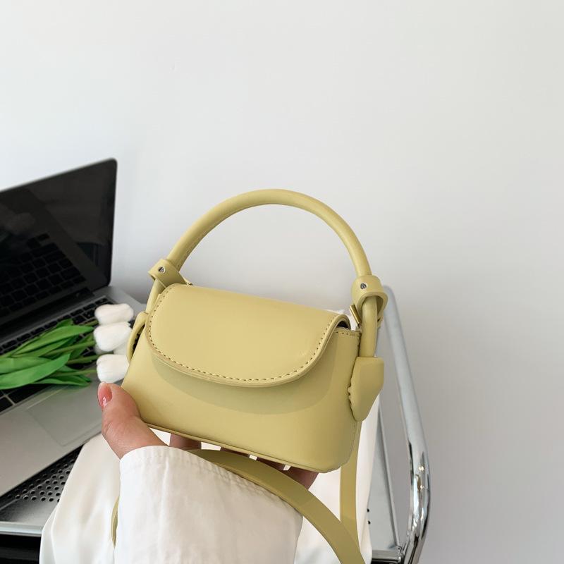 

Модный мини-кошелек для монет 2023: Шикарная сумка для мамы и ребенка для летних прогулок жёлтый