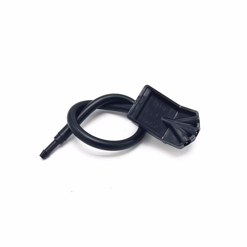 For NISSAN 2008-2012 ALTIMA  Front Windshield Spray Nozzle  Wiper Spray Nozzle  Auto Parts