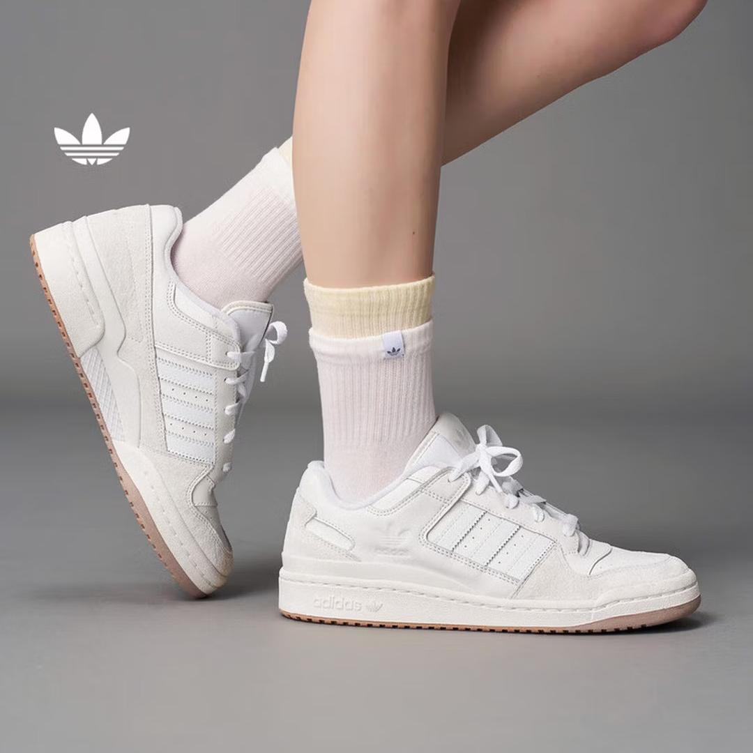 Adidas FORUM Универсальные Повседневные Спортивные Кроссовки в Баскетбольном Стиле Adidas Три Листа ID 6858 35.5 белый