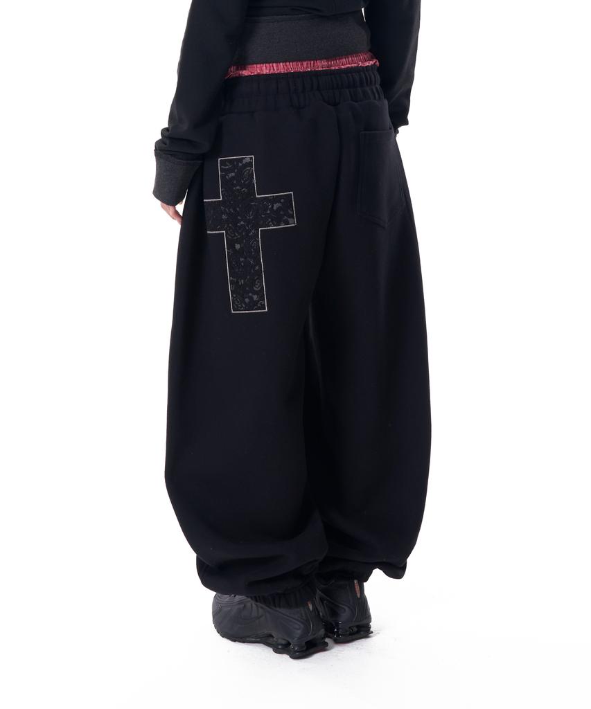 AAKAM Laced Cros2 Patch Sweatpants (Black)