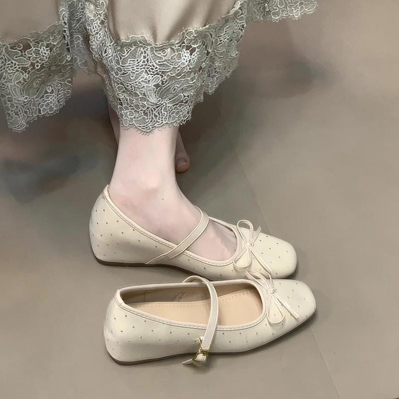 

Inner height increase black Mary Jane shoes spring and autumn new shallow mouth word with versatile single shoes women 35