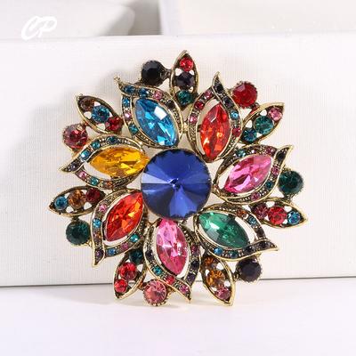 Personality Exaggerated Fashion Retro Gorgeous Colorful Crystal Glass Brooch Corsage Women 'S Coat Clothing Accessories