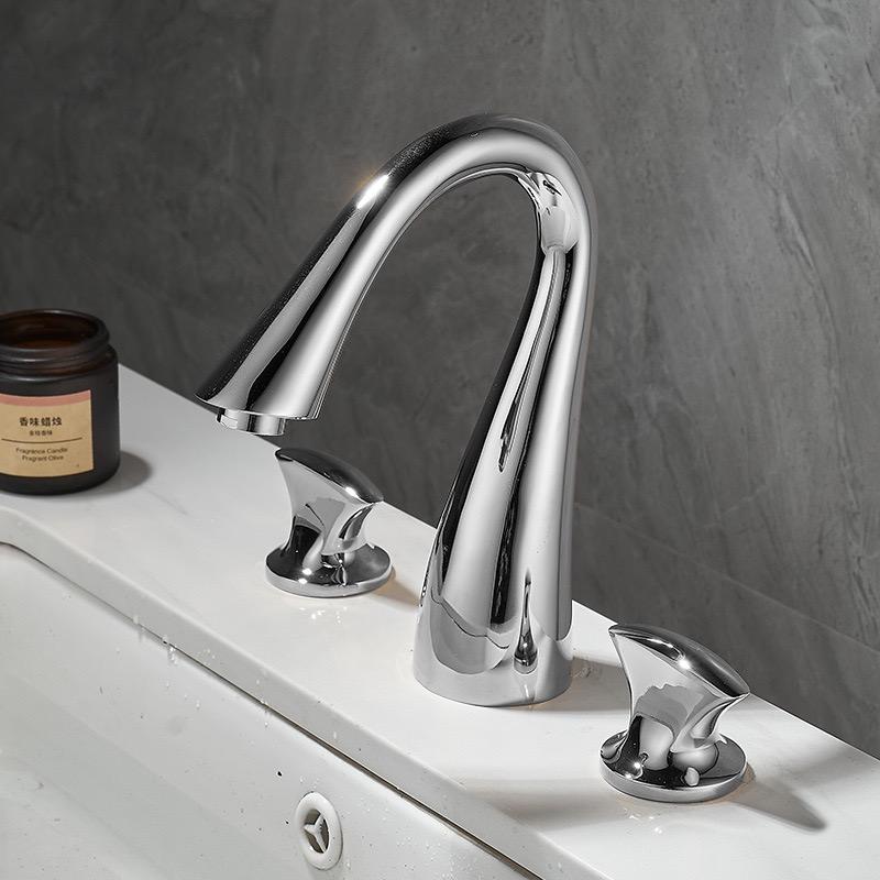 Brass Basin Faucet Hot and Cold Water Tap Nordic Style Bathroom Washbasin Three-Hole Faucet Separate Three-Piece Set