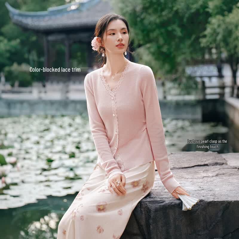 Xiangying New Chinese Style Pink Lace Knit Cardigan