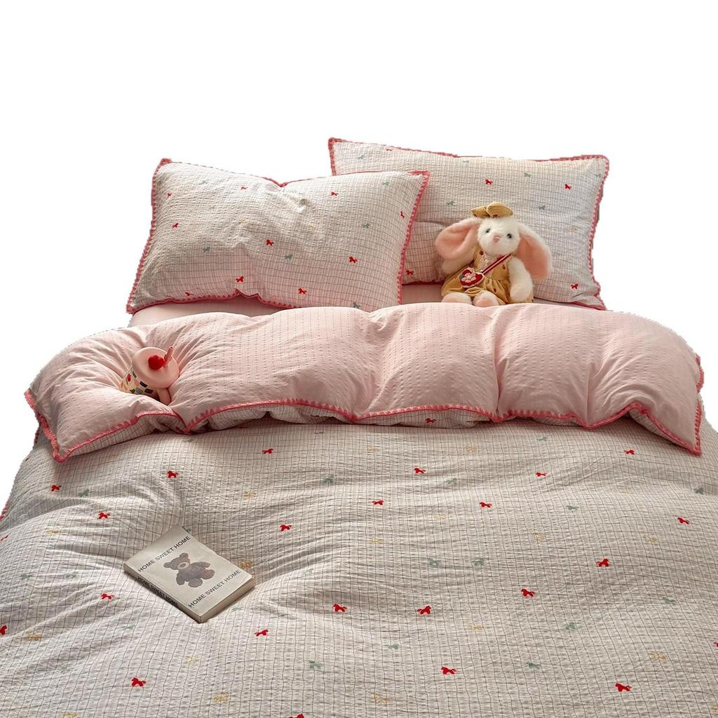 A-Grade Cartoon Cotton Bedding Set for Students - 4-Piece Single Dorm Set with Bed Sheet and Duvet Cover