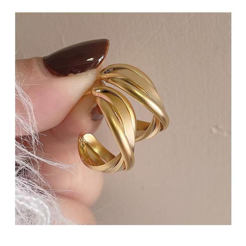 Hong Kong Style Gold Earrings, New Popular Style, High-end Temperament, Light Luxury Circle Earrings, Women's Metal Earrings