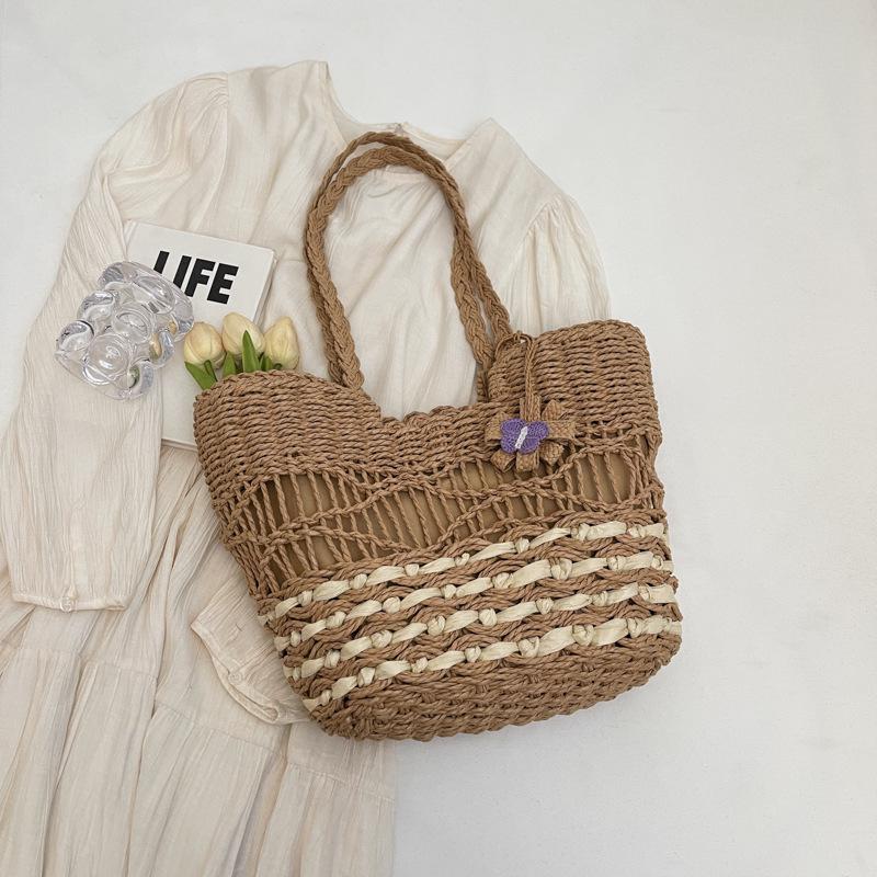 

Women s Large Capacity Straw Tote Bag - Bamboo & Rattan Woven for Spring/Summer Beach Travel хакі