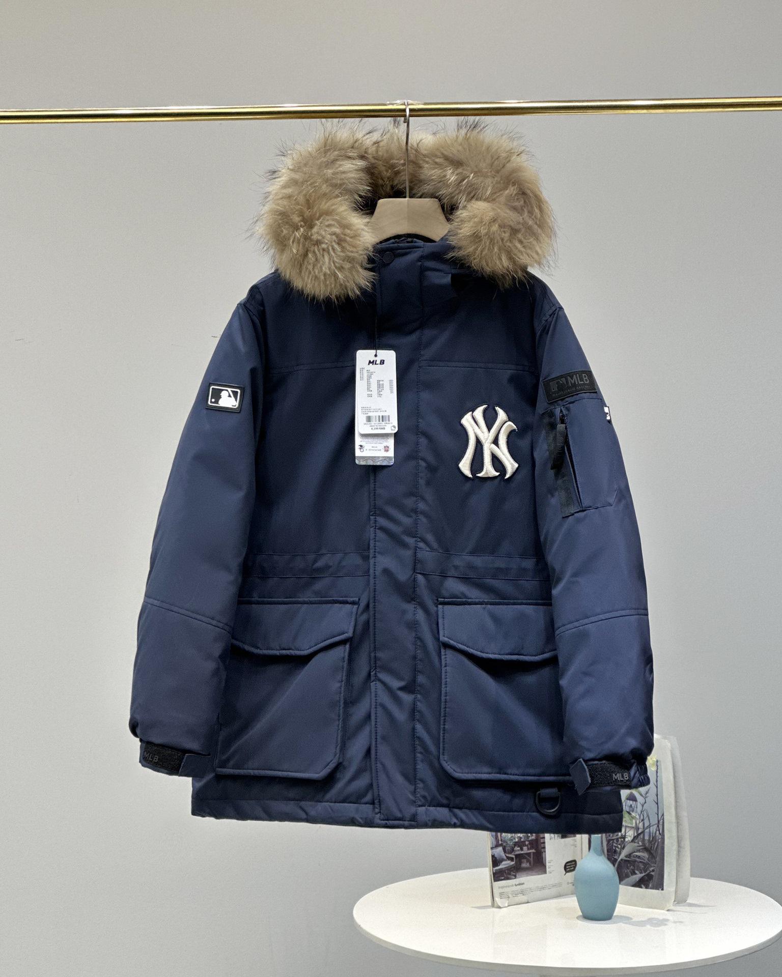 Унисекс пуховая куртка MLB с капюшоном и меховым воротником, средней длины, водонепроницаемая M