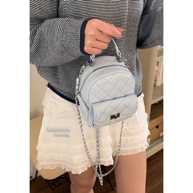 IELGY Ladies Backpack Summer Fashion All-Match Portable Chain Travel Bag