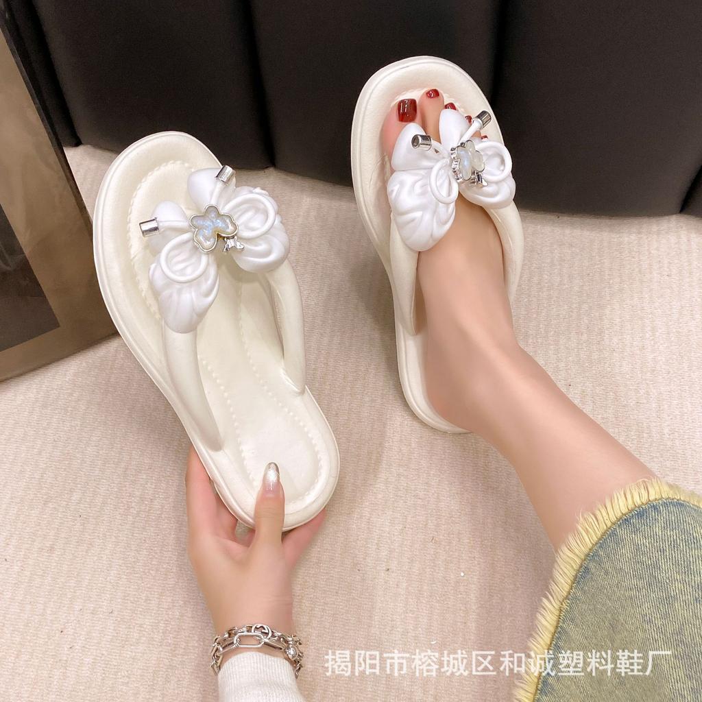 Fashion 2025 Women Slippers New Summer Casual Shoes Versatile Thick Sole Sandals Women Outwear Bow Beach Slippers Sexy Slides Women