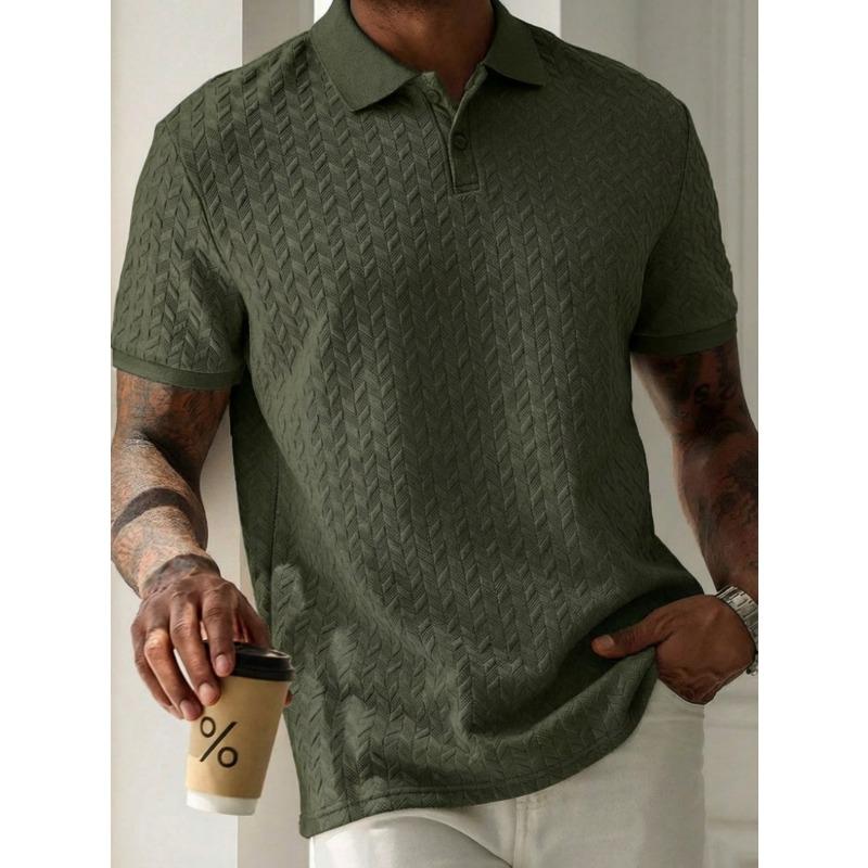 Men's plain-coloured polo shirt with a turn-down collar, front buttons and short sleeves – a casual, everyday T-shirt