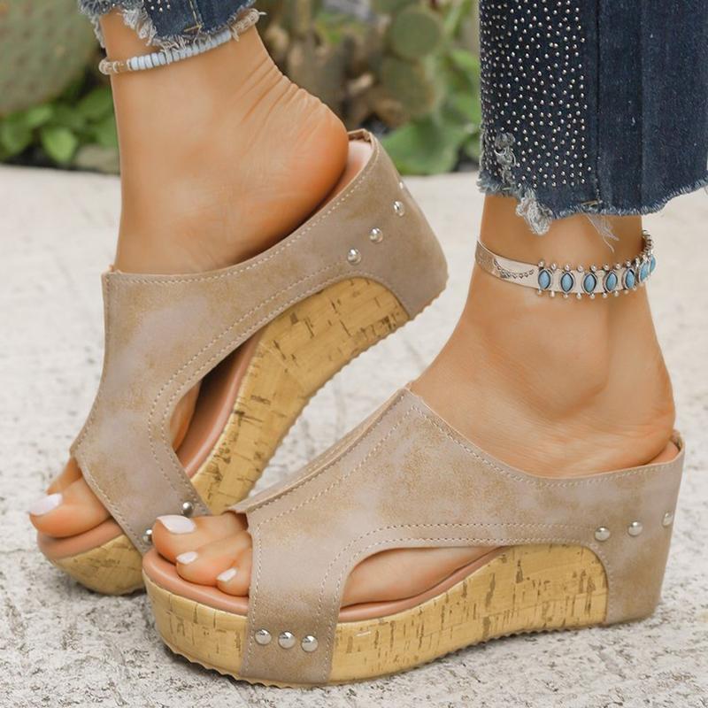 Retro Peep Toe Wedges Slipper Woman New Summer Roman Thick Bottom Slippers Women Hollow Out Casual Rivet Wedges Sandals Mujer