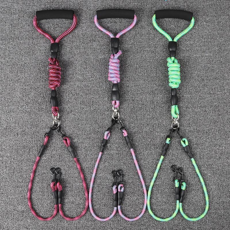 

Pipi Tao pet double-headed dog walking rope, wave pattern one drag two traction rope anti-winding and removable 1.0 + 0.6cm (suitable for 7.5kg)