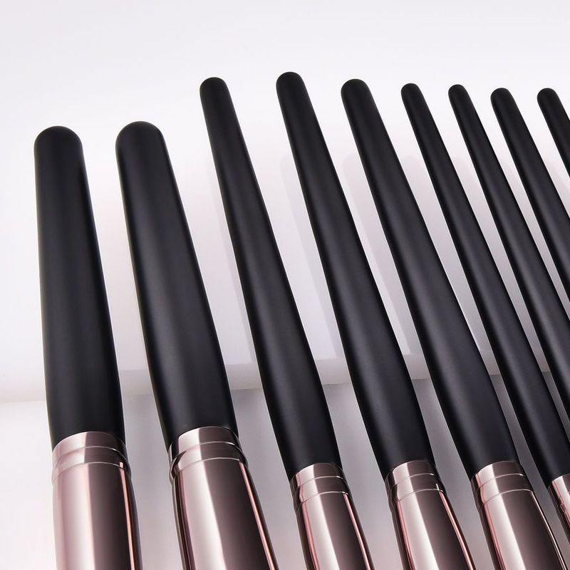 Stroke of Beauty - Set of 17: Makeup Brush