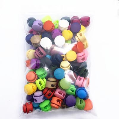 50 Stück bunte Federkordelstopper mit doppeltem Loch und elastischen Einstellschnallen