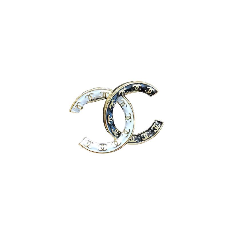 CHANEL [24P New Product] Double C Logo Brooch Women's Gold, White and Black