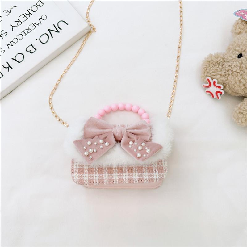 

Fashionable Mini Crossbody Bag For Kids With Trendy Chain And Cute Bow Design StyleB