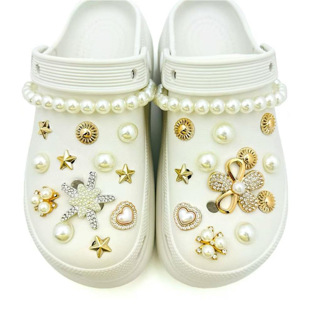 24/26PCS Fashion Shoe Charms Set Accessories Hole Shoe Buckle Golden Rhinestone Flower Pearl Chain DIY 3D Shoes Decorations Gift