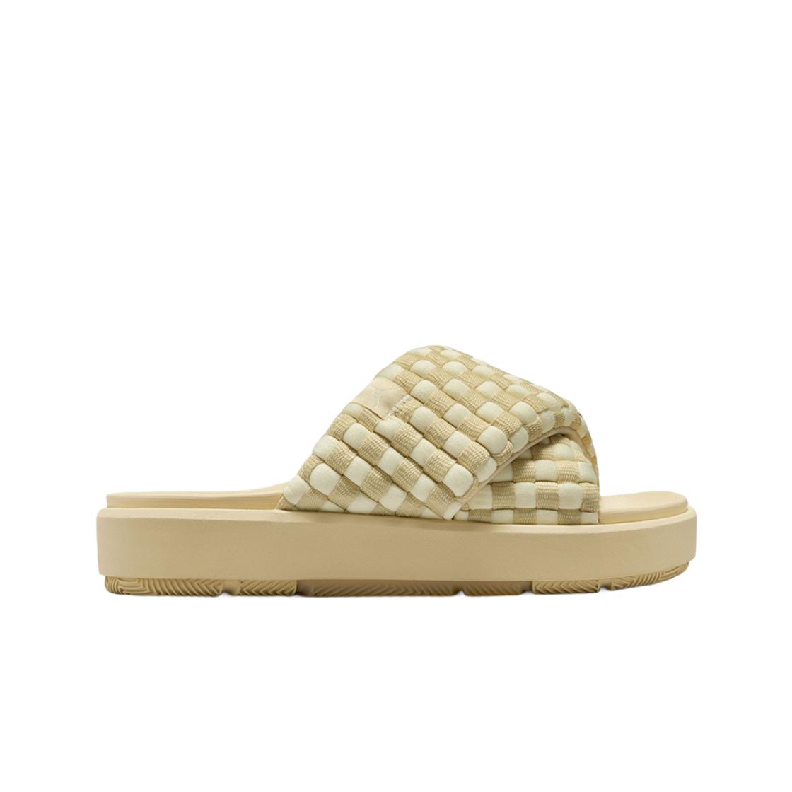 

Женские кроссовки W Jordan Sophia Slide Team Gold Alabaster DO8863-701