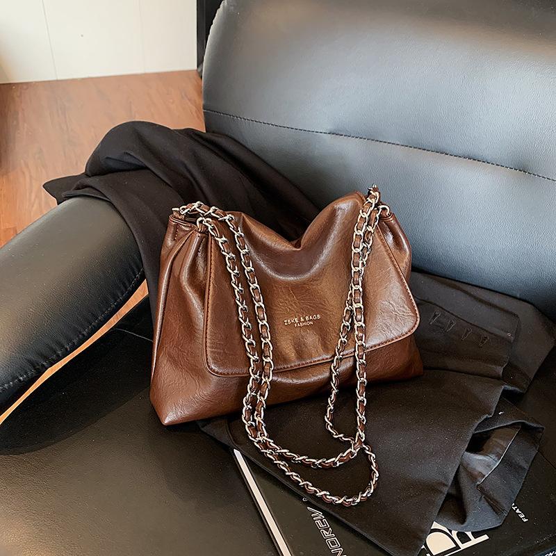 Retro Bag Women's Large Capacity 2025 New Autumn and Winter Versatile Simple Chain Shoulder Bag Commuter Tote Bag