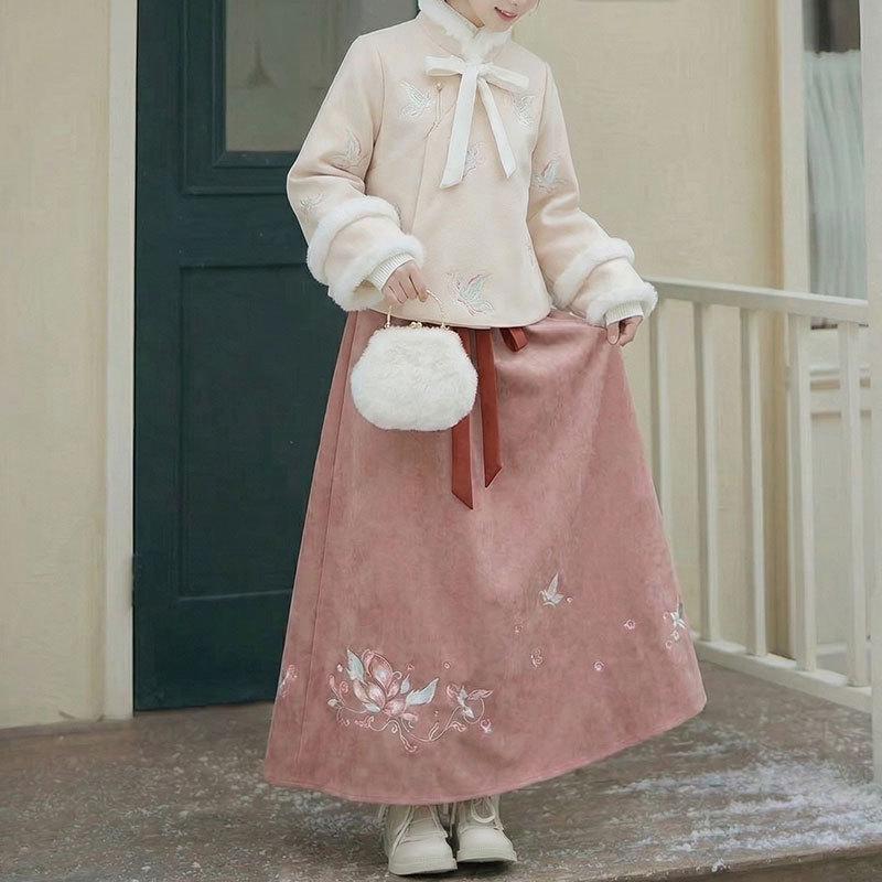2025 A/W Literary Hanfu-Inspired Two-Piece: Improved Top & Skirt