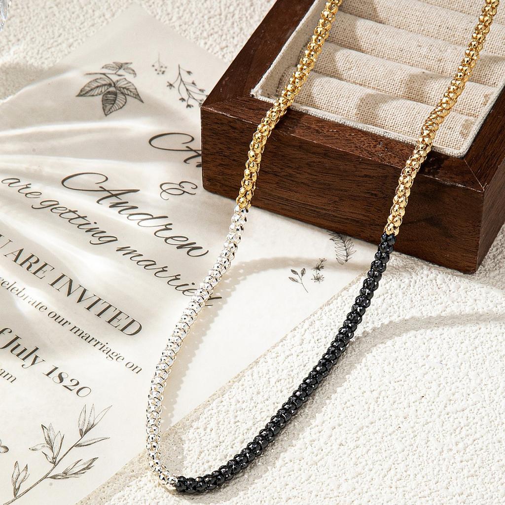 Temperament Color Matching Simple Long Necklace Can Be Stacked Winter Clothing Accessories Trinkets Sweater Chain