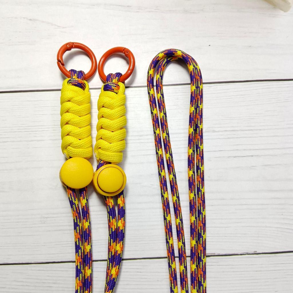 Lanière de téléphone croisée tressée réglable anti-perte avec clip arrière et sangle pour gants de ski